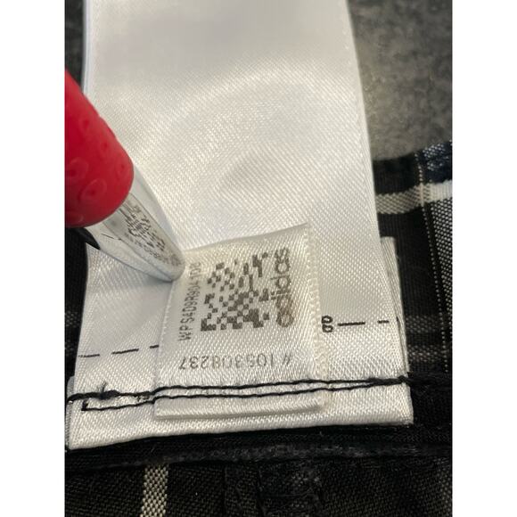 ADIDAS Golf Men's NWOT black and white plaid shorts 34 - Picture 3 of 8